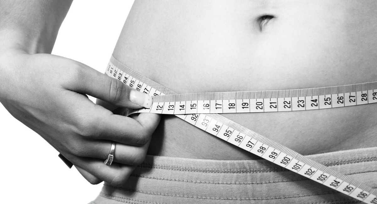 4 pasos para eliminar la grasa abdominal
