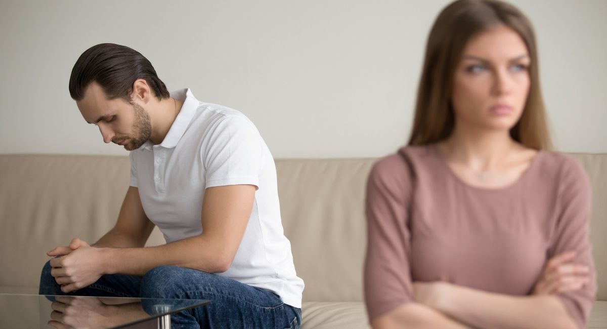 8 señales para descubrir una infidelidad