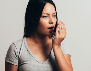12 Posibles causas de ese sabor metálico en la boca