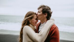 Lo que debe saber si tiene a su pareja con ansiedad (y cómo ayudarla)